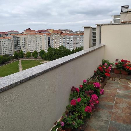 Duplex Amplio,Parking Wifi, 2 Terrazas, Bien Conectado Con Playas, Zona Segura Lejlighed Vigo Eksteriør billede
