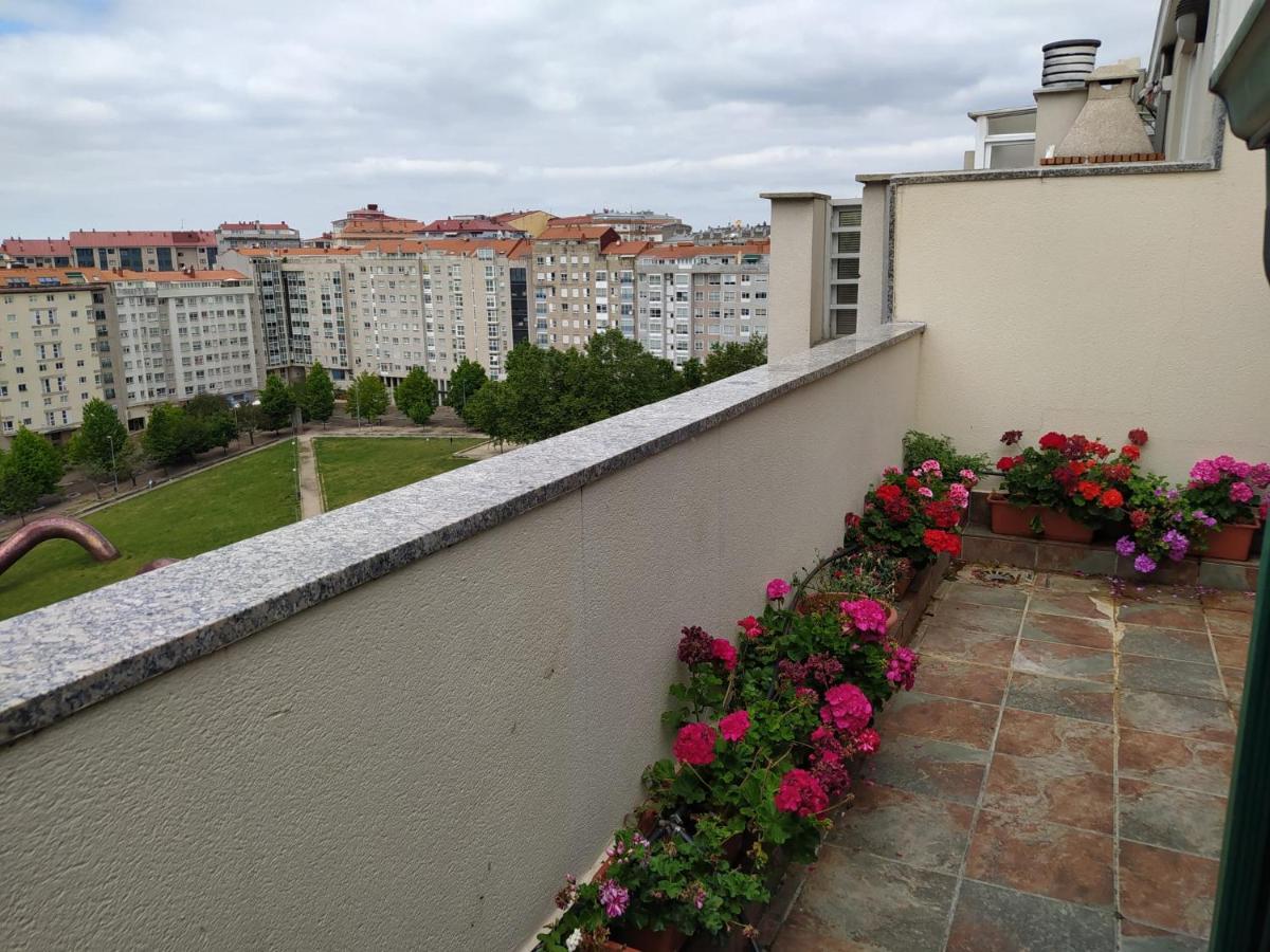 Duplex Amplio,Parking Wifi, 2 Terrazas, Bien Conectado Con Playas, Zona Segura Lejlighed Vigo Eksteriør billede