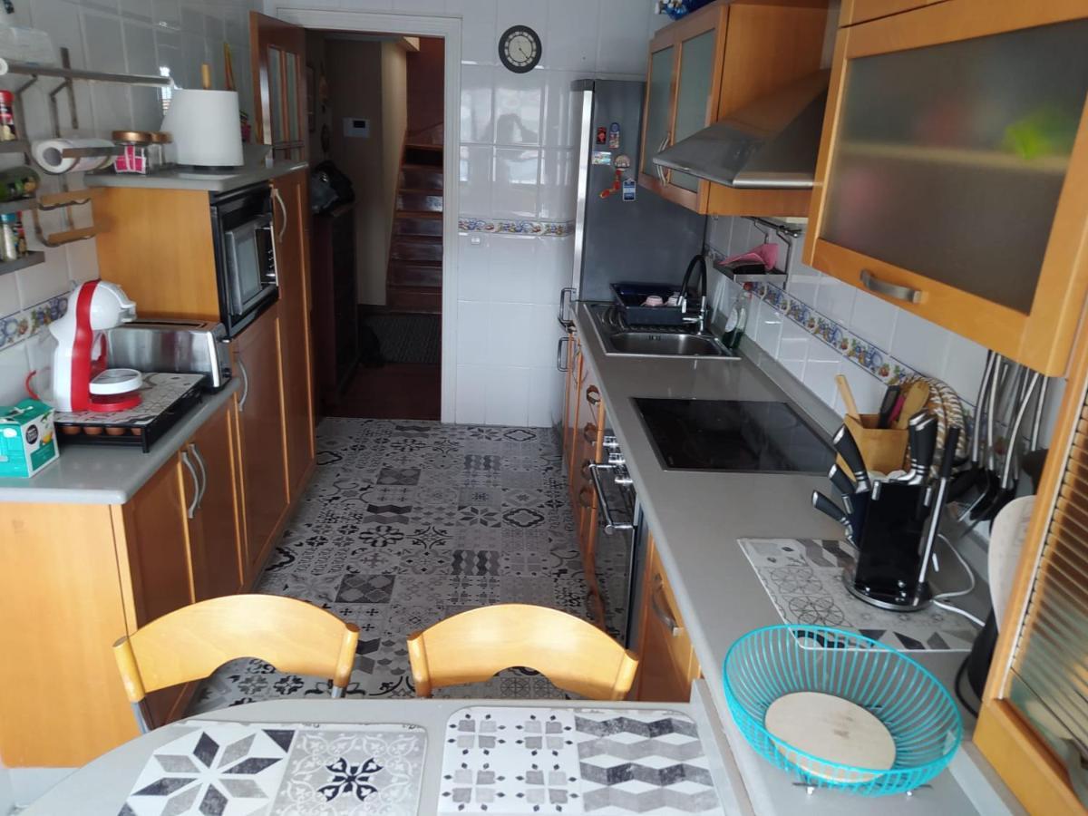 Duplex Amplio,Parking Wifi, 2 Terrazas, Bien Conectado Con Playas, Zona Segura Lejlighed Vigo Eksteriør billede